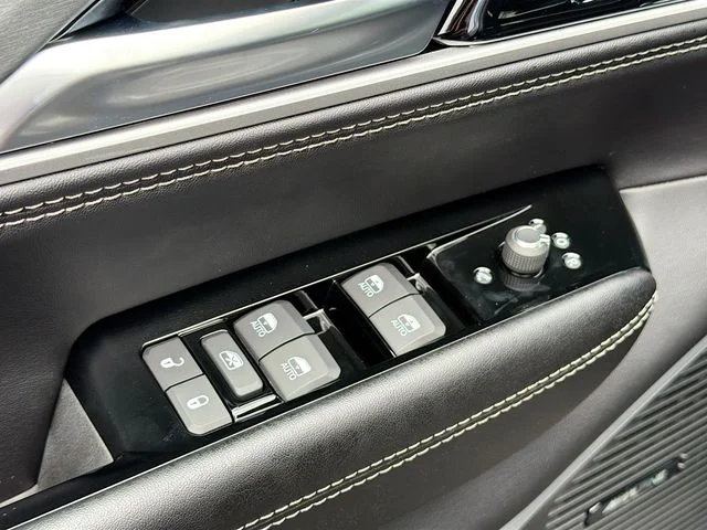 New 2026 High Gloss Black Jeep Limited Altitude image 14