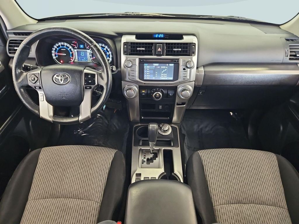 Used 2016 Gray Toyota SR5 image 22