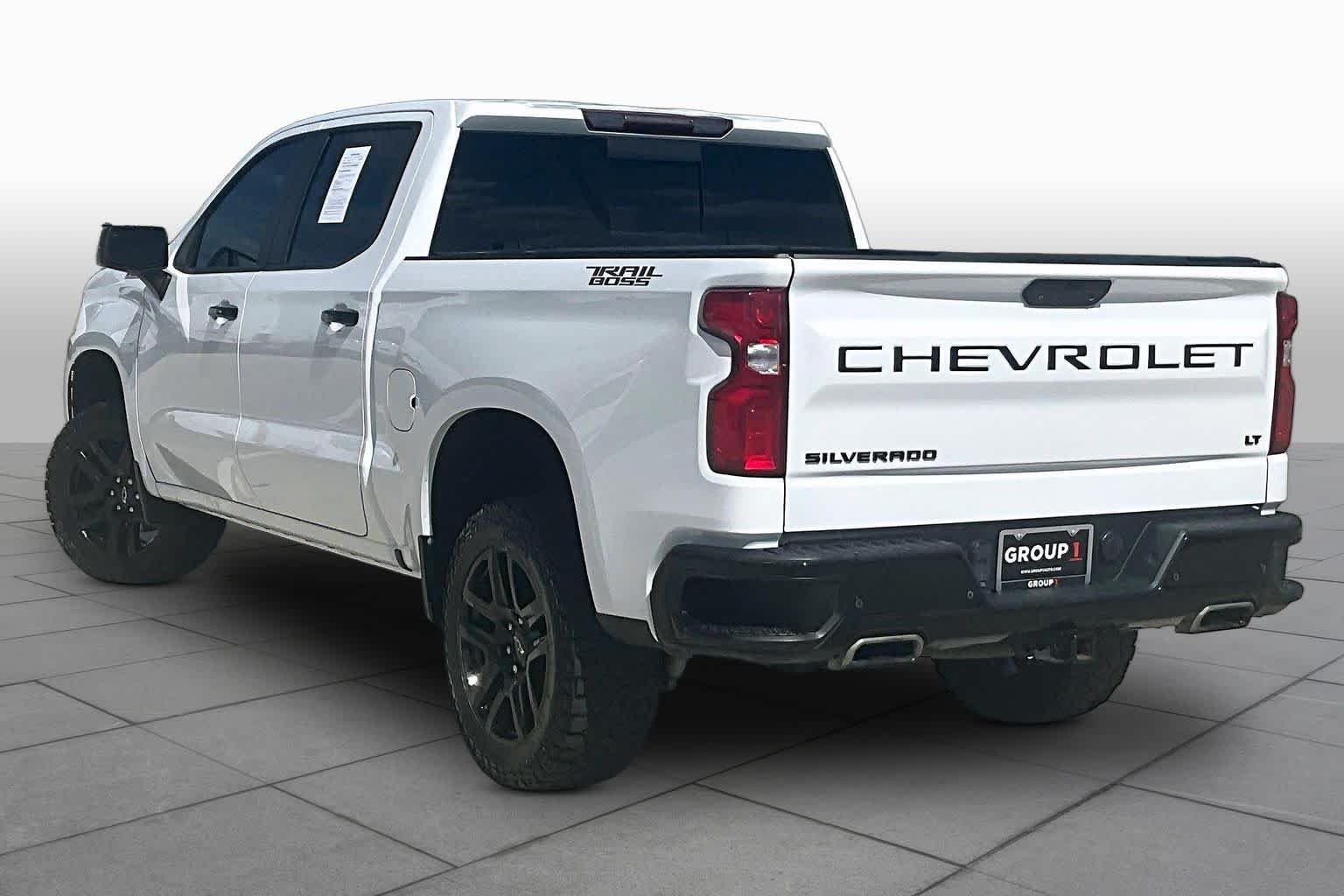 Used 2021 Summit White Chevrolet LT Trail Boss image 11