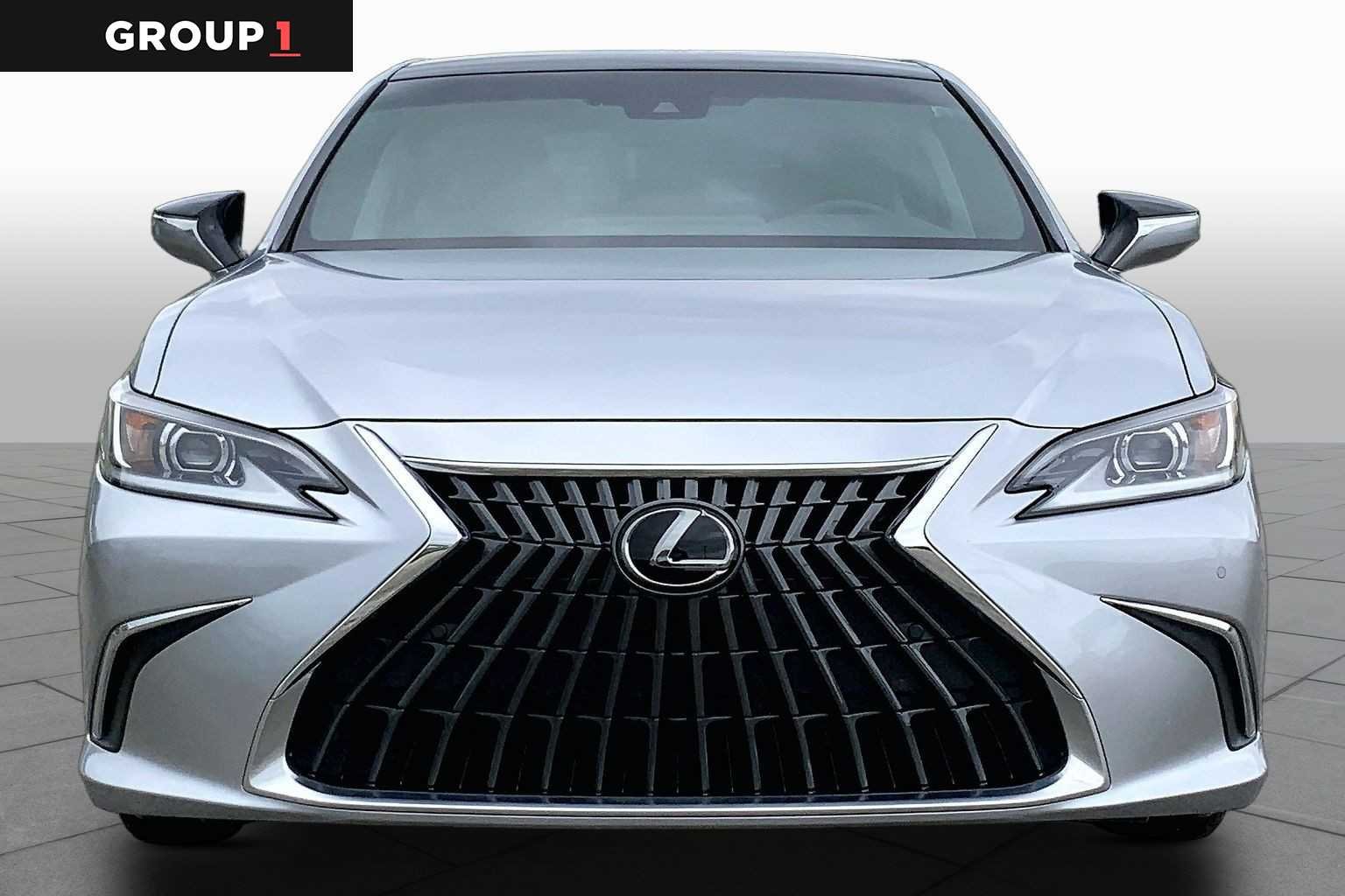 Used 2024 Iridium Lexus  image 4