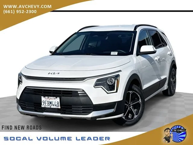 2023 Kia Niro EX HEV's photo