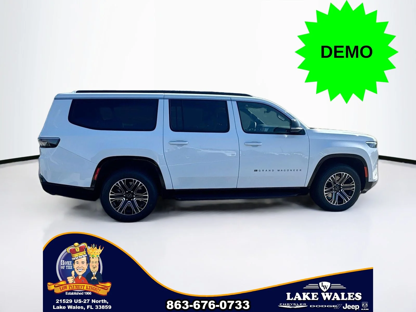 New 2026 Bright White Clear-Coat Exterior Paint Jeep Grand Wagoneer image 7