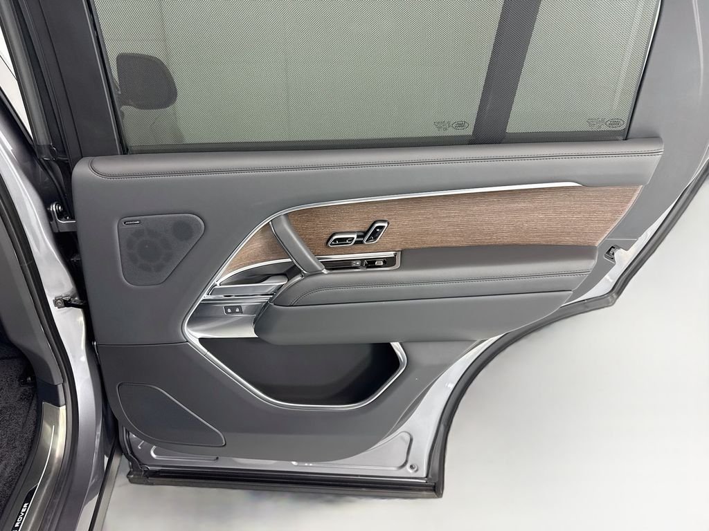 Certified Used 2025 Eiger Gray Metallic Land Rover SE image 25