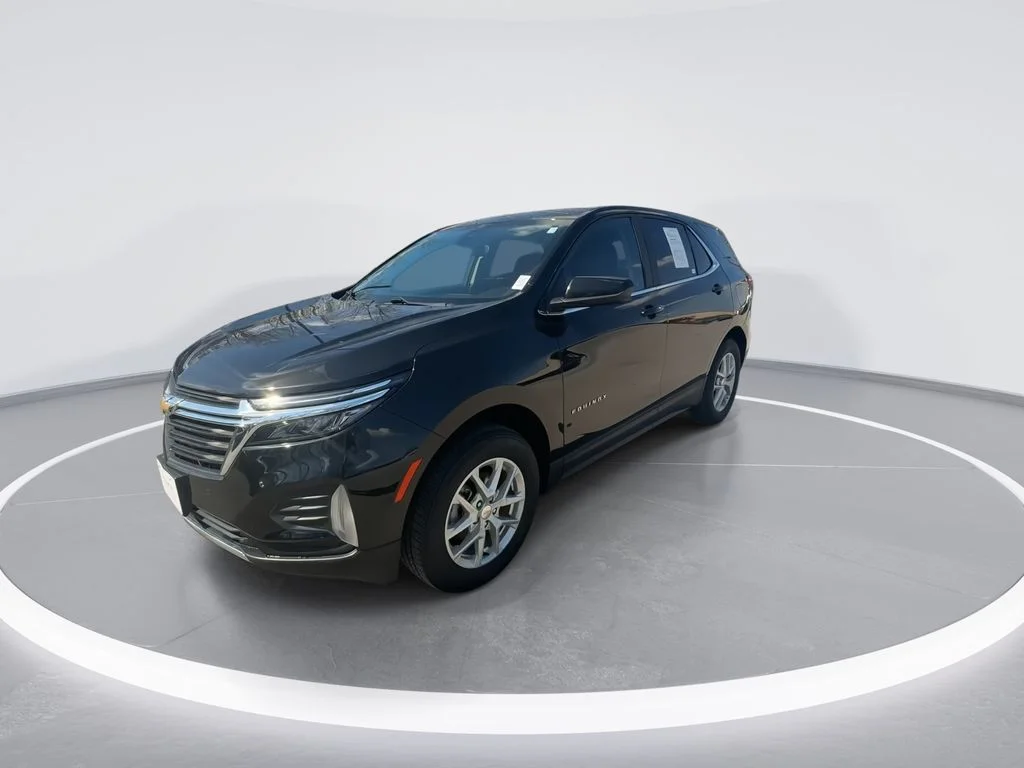Used 2022 Black Chevrolet LT image 4