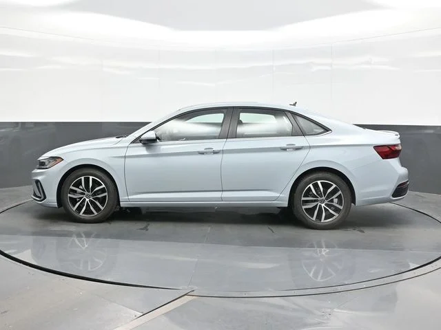 New 2026 Gray Volkswagen 1.5T SE image 4