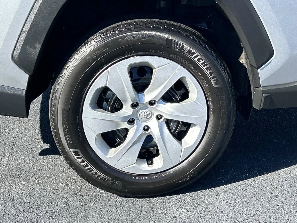 Certified Used 2025 Silver Toyota LE image 9