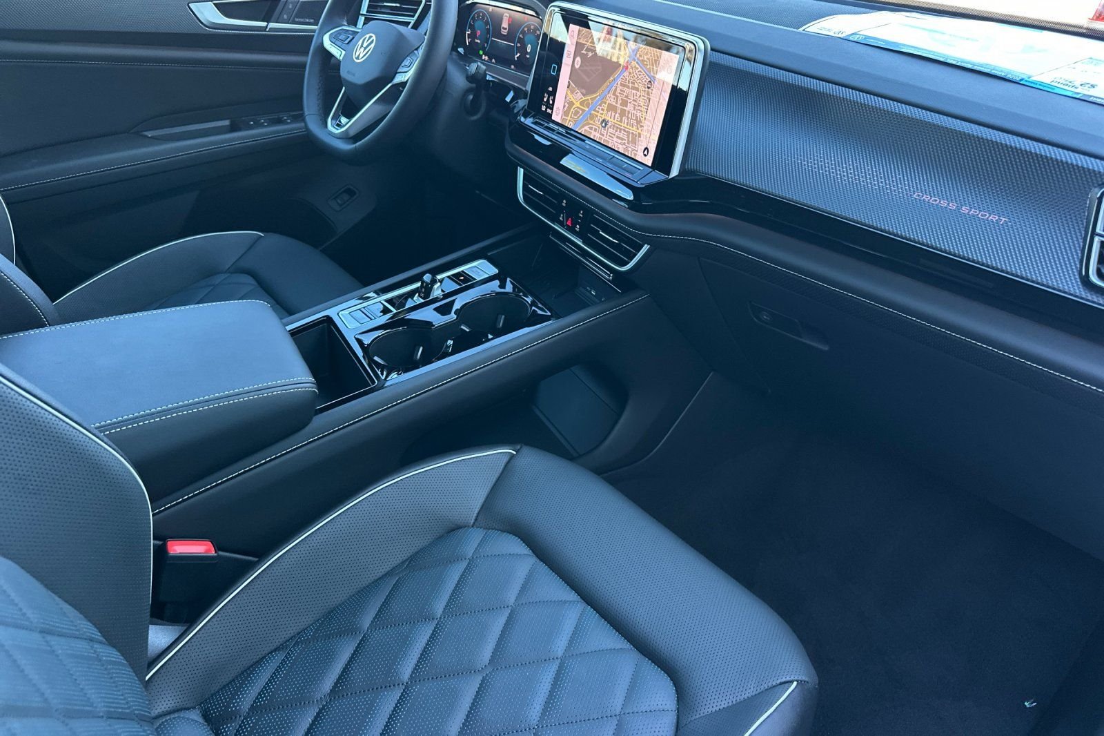2026 Volkswagen Atlas Cross Sport SEL Premium R-LINE - Photo 16