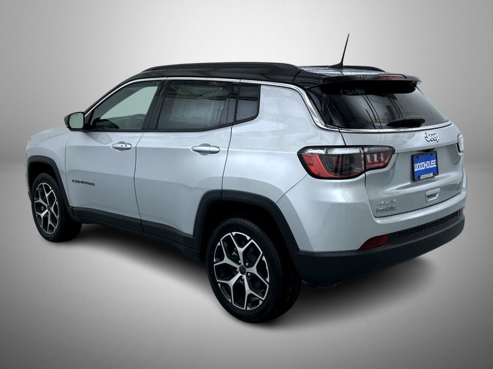 New 2026 Silver Zynith Metallic Clearcoat Jeep Limited image 7
