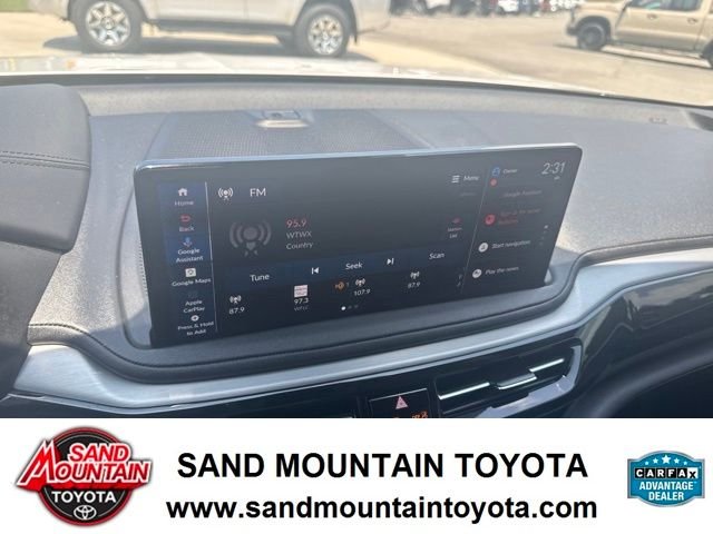 Used 2025 White Acura Technology Package image 23