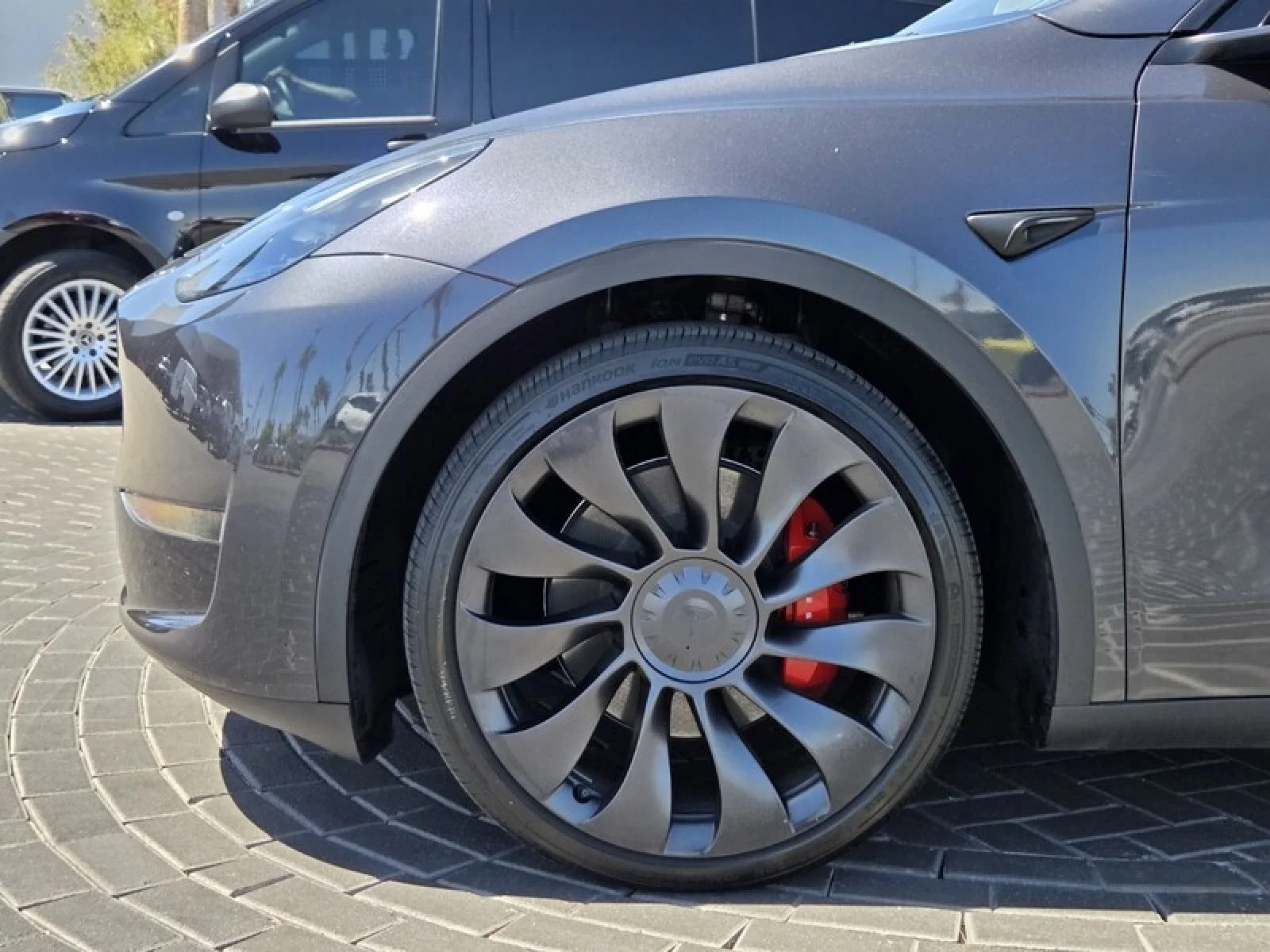 Used 2025 GRANITE GREY Tesla Performance AWD *Ltd Avail* image 12