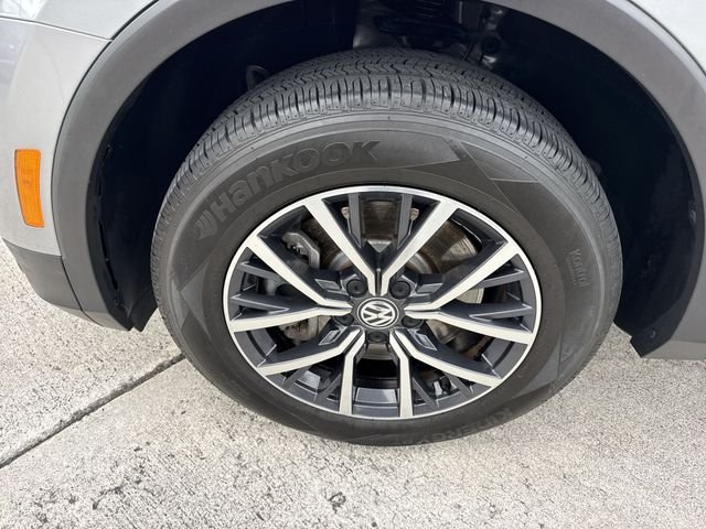 2020 Volkswagen Tiguan SE - Photo 10