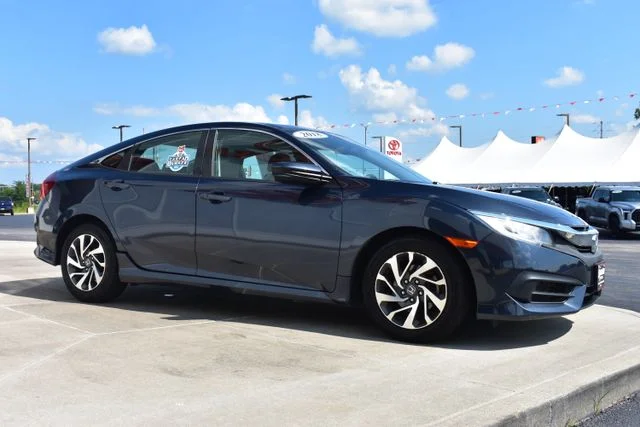 Used 2018 Gray Honda EX image 4
