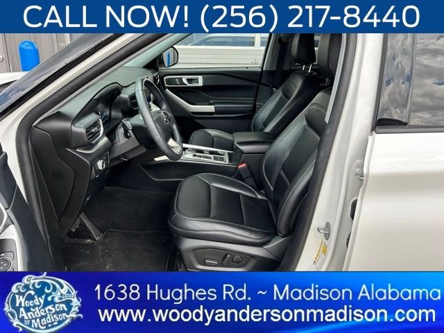 Certified Used 2022 White Metallic Ford XLT image 16