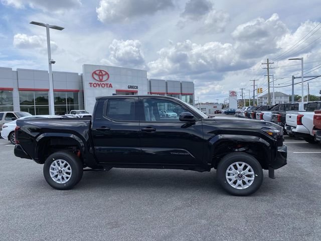New 2026 Black Toyota SR5 image 2