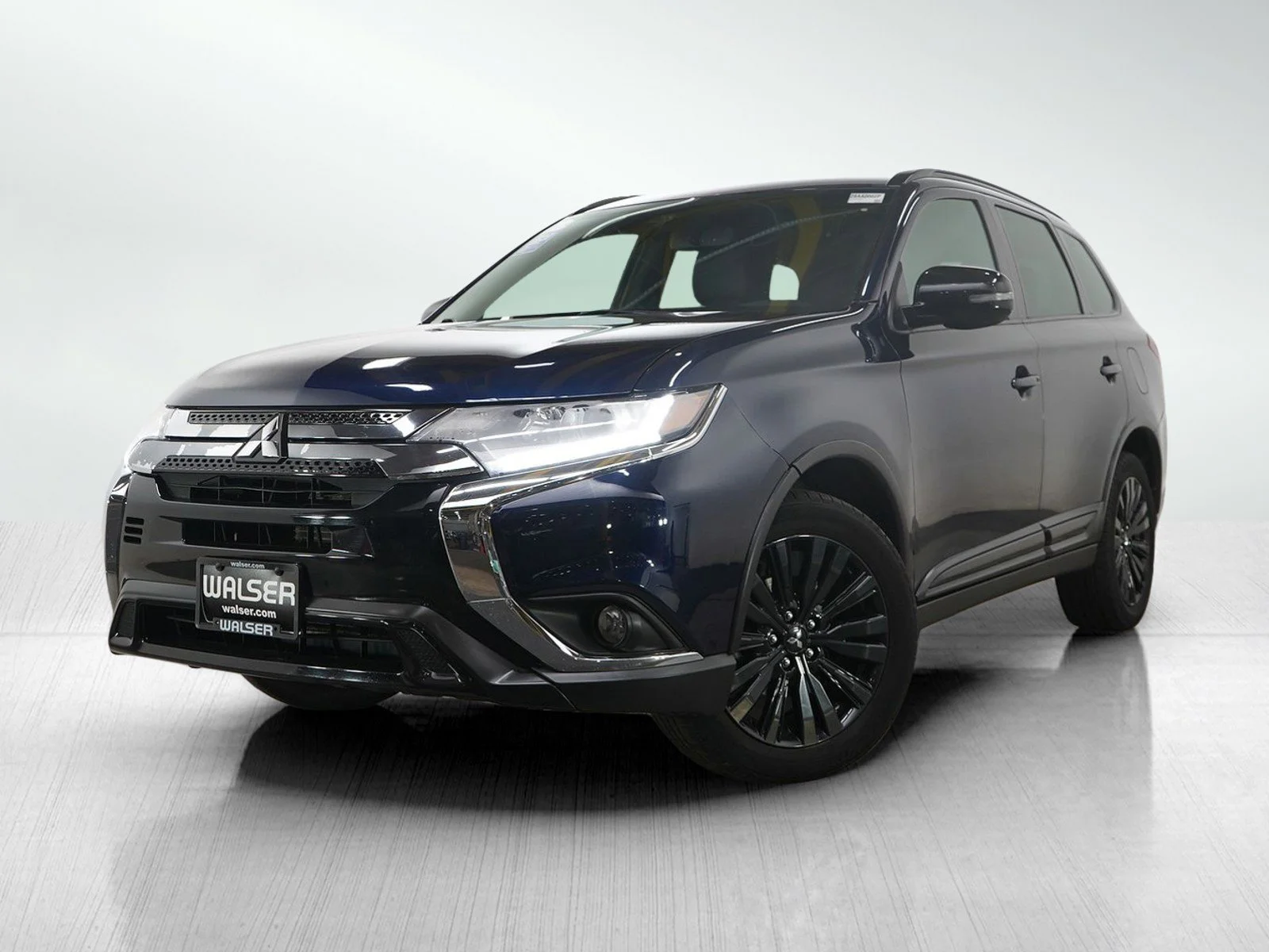 2020 Mitsubishi Outlander LE S-AWC's photo