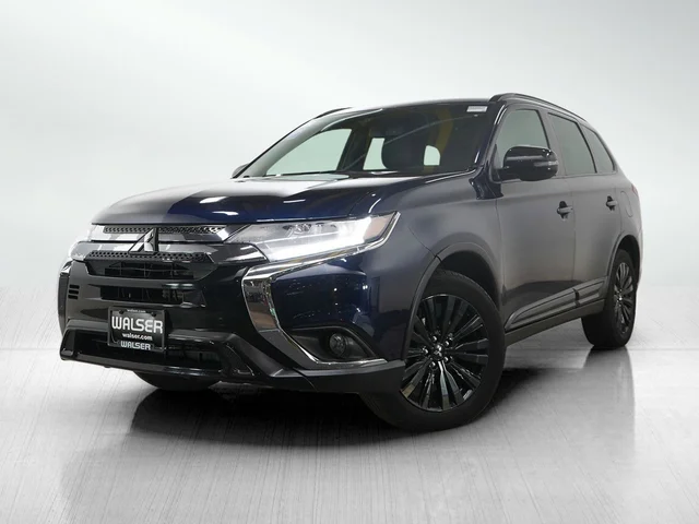 2020 Mitsubishi Outlander LE S-AWC's photo