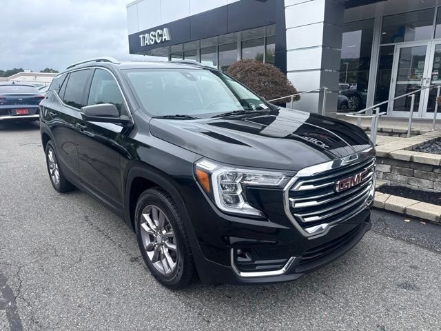 Used 2023 Black GMC SLT image 1