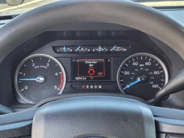 Certified Used 2022 Oxford White Ford XLT image 11