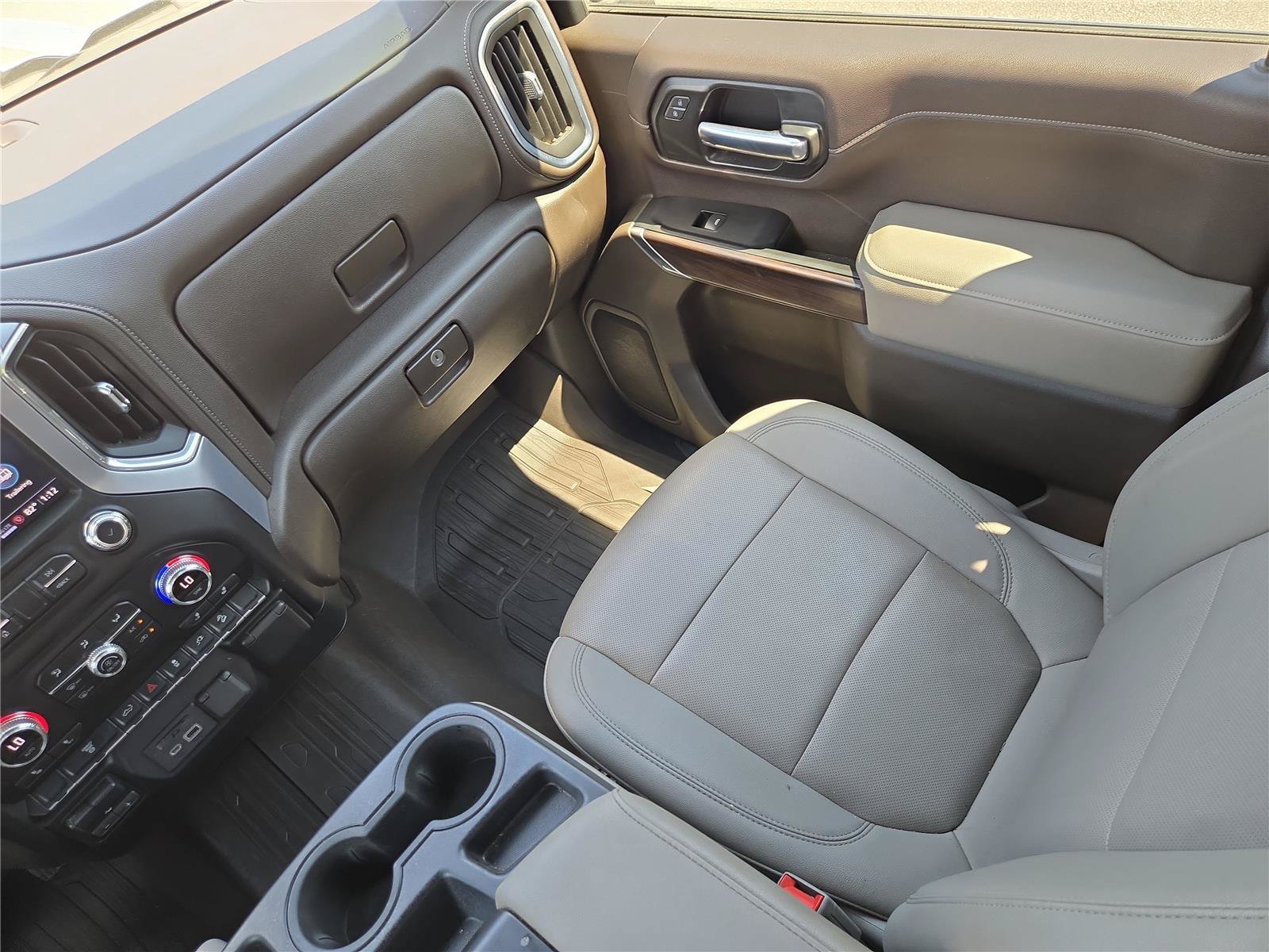 Used 2022 Quicksilver Metallic GMC SLT image 14