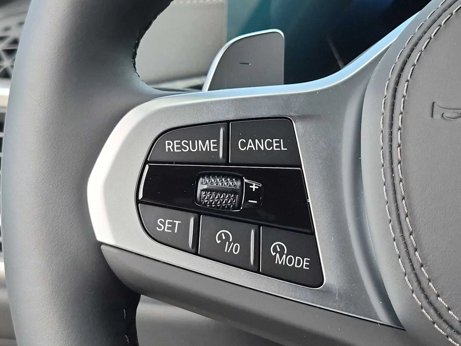 2026 BMW X5 50e - Photo 24
