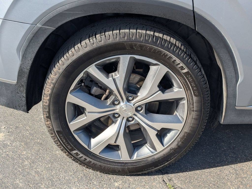 Used 2020  Hyundai SEL image 13
