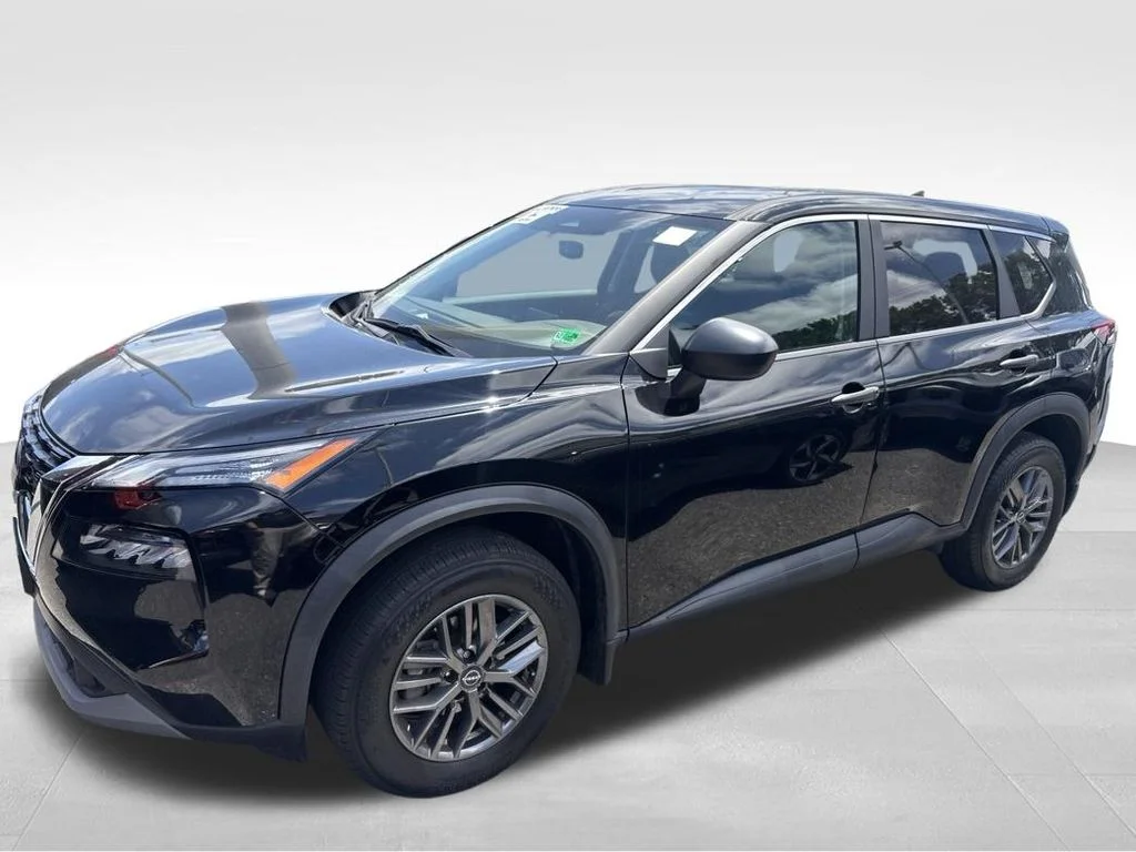 Used 2023 Black Nissan S image 17