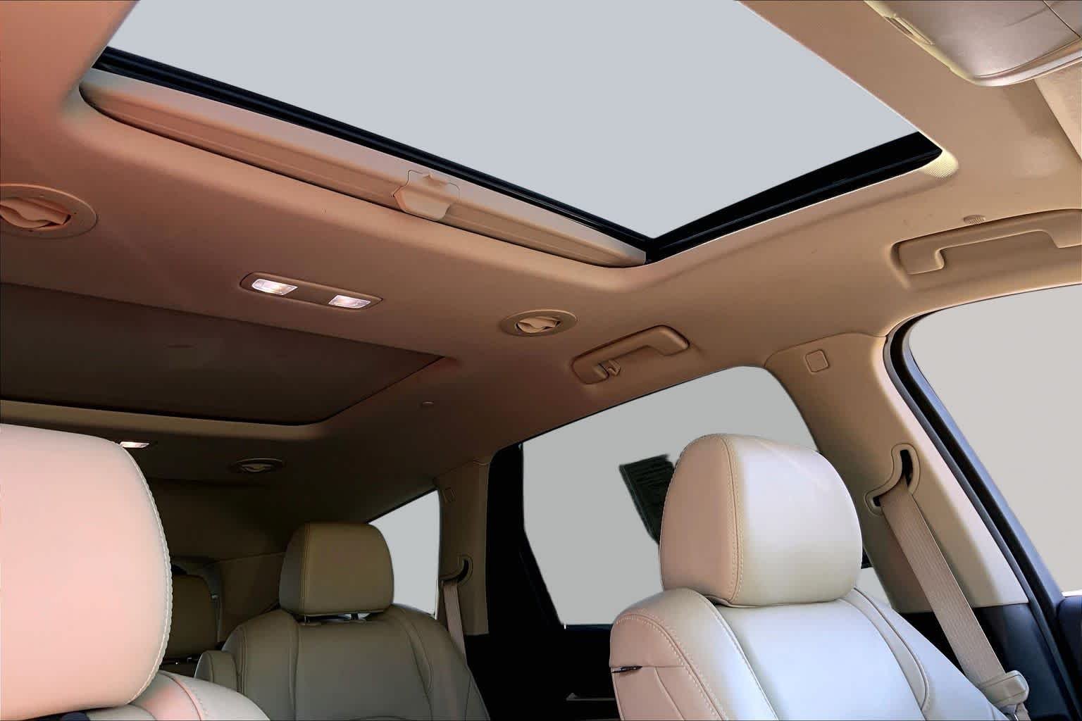Used 2019 Pepperdust Metallic Buick Premium image 13
