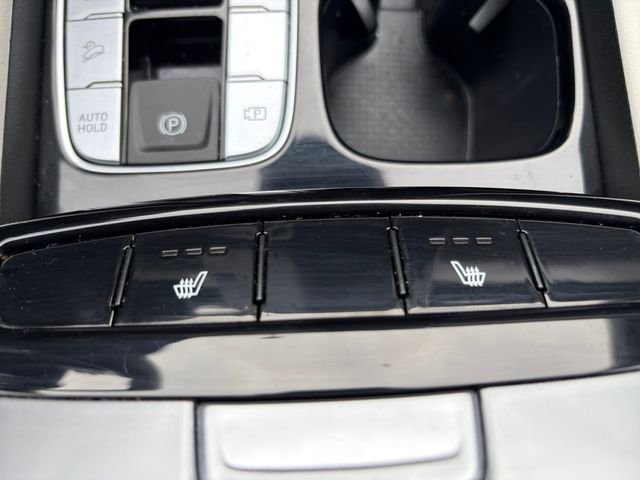 Used 2024 Black Hyundai SEL image 19