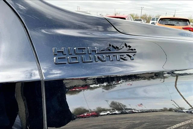 Used 2024 Black Chevrolet High Country image 23
