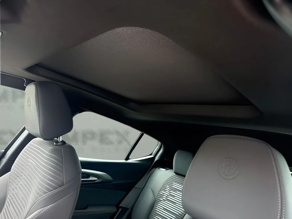 Used 2025 White Alfa Romeo Base image 6