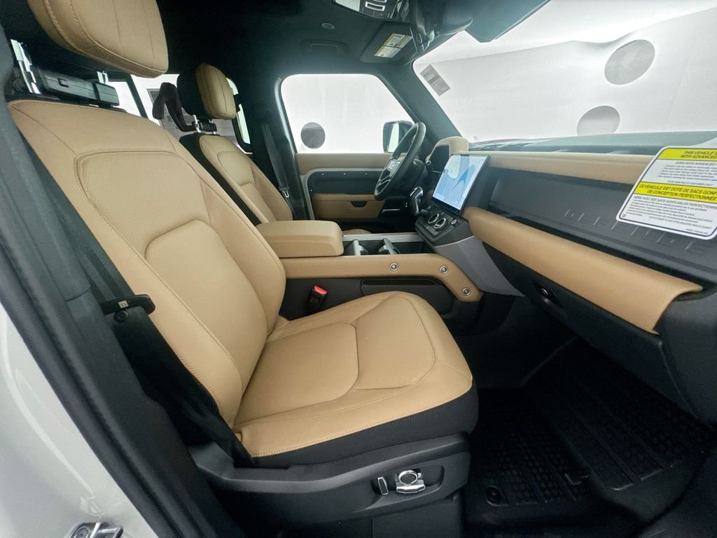 New 2026 Borasco Grey Land Rover X image 30