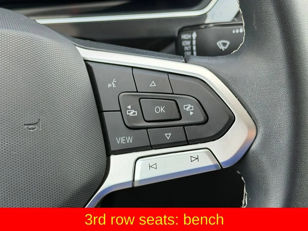 Used 2023 Gray Volkswagen 2.0T SE image 18