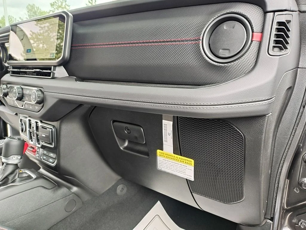 New 2026 Gray Jeep Rubicon X image 40