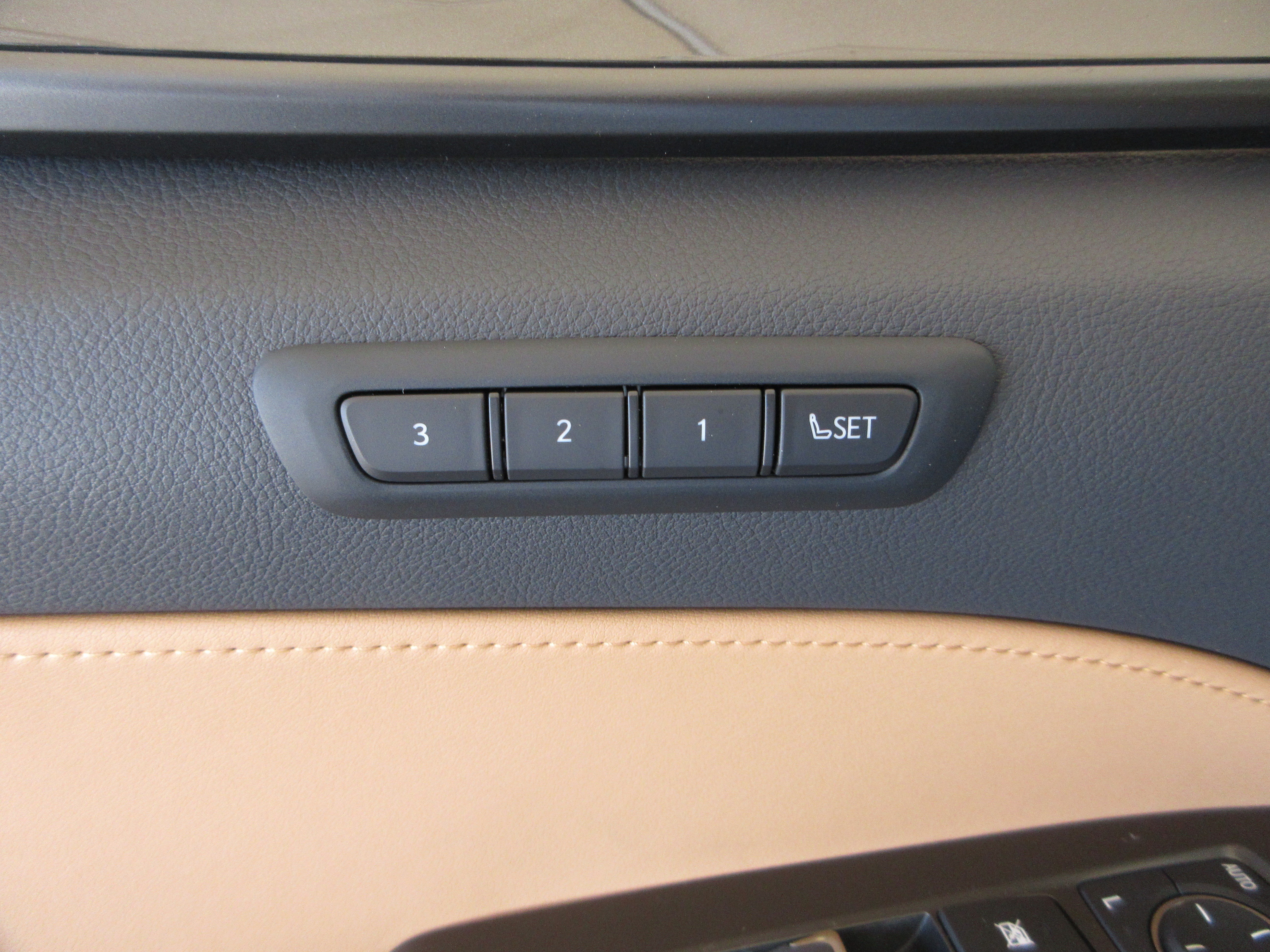 New 2026 Ultra White Lexus PREMIUM image 26