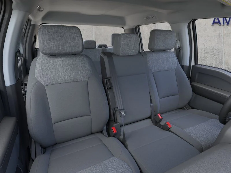 New 2026 Oxford White Ford F-250® XLT image 10
