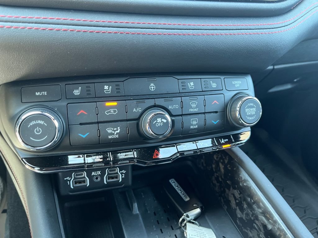 Used 2025 Black Dodge R/T Premium image 20