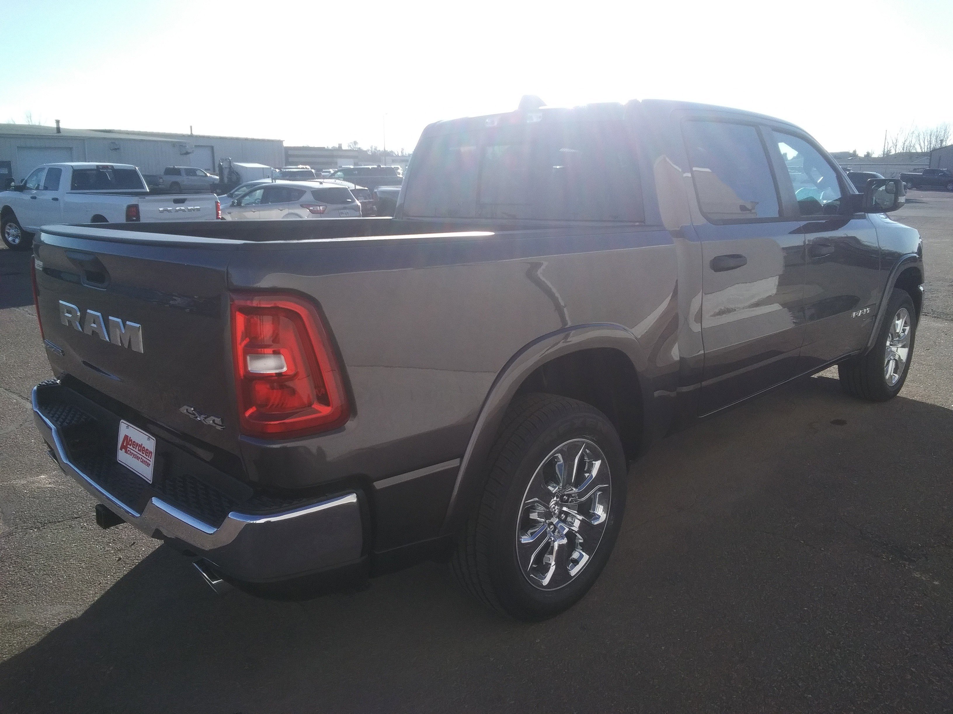 New 2026 Granite Crystal Metallic Clear-Coat Exterior Paint RAM Big Horn/Lone Star image 5