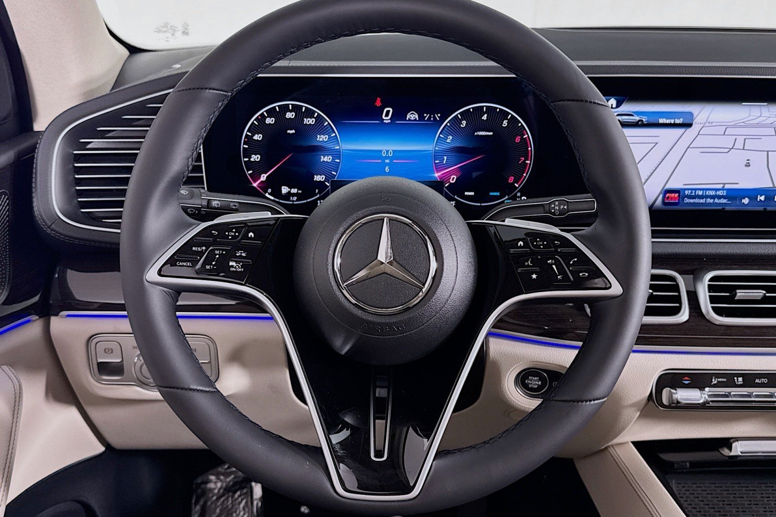 New 2026 Polar White Mercedes-Benz GLS 450 4MATIC® SUV image 18