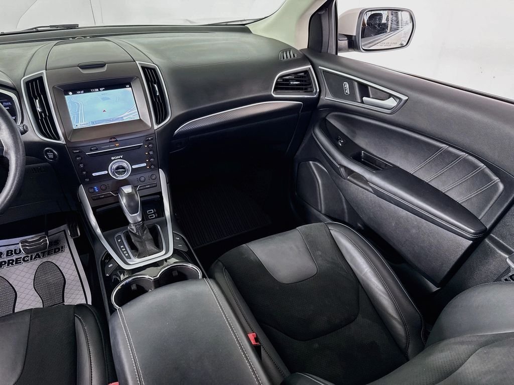 Used 2018 White Platinum Metallic Tri-Coat Ford Sport image 24
