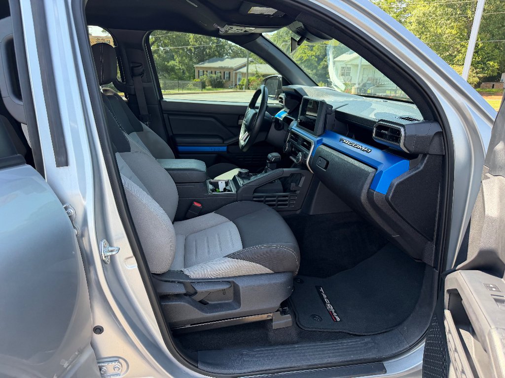 Used 2024 Silver Toyota SR5 image 22