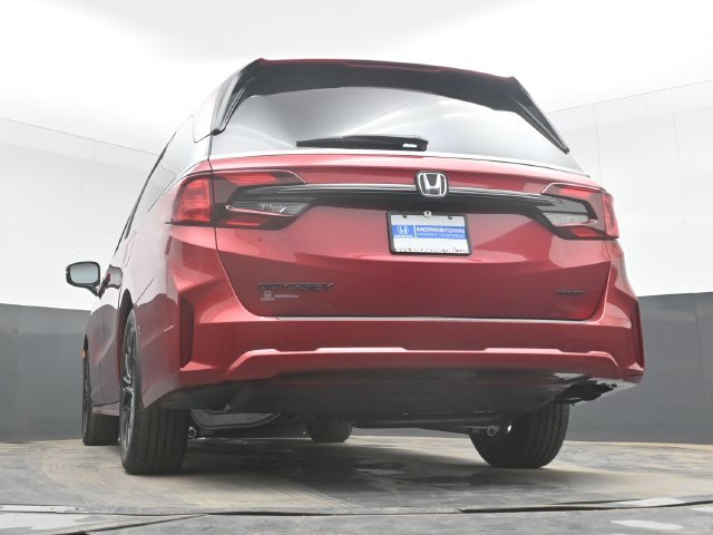 New 2026 Radiant Red Metallic II Honda Sport-L image 41