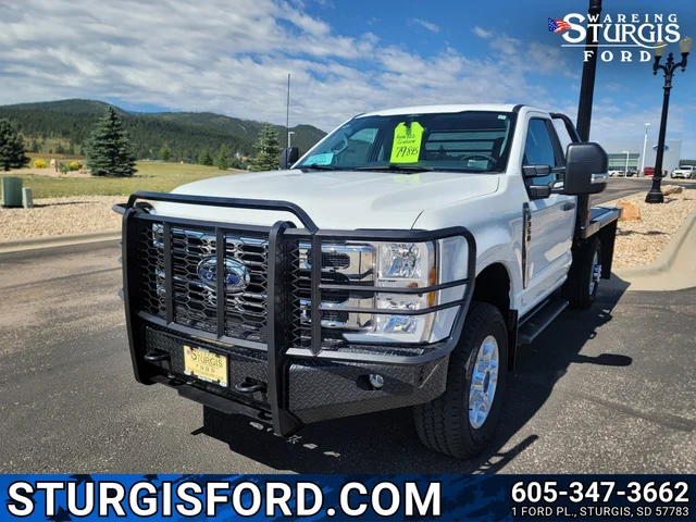 2026 Ford Super Duty F-350 SRW XLT