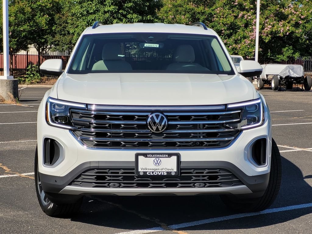 New 2026 White/off-white Volkswagen 2.0T SE w/Technology image 2