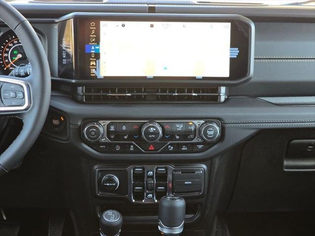 2026 Jeep Wrangler 4-Door Sahara - Photo 33