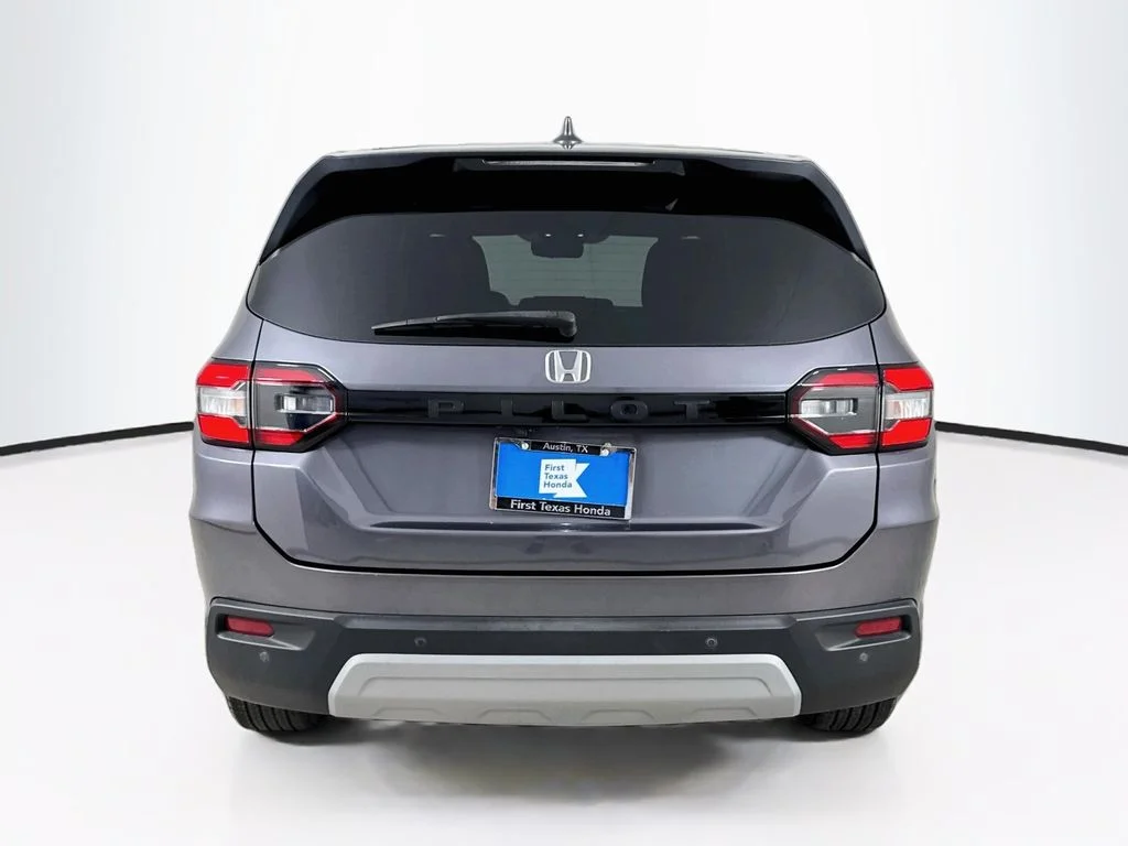 Certified Used 2025 Modern Steel Metallic Honda EX-L image 7