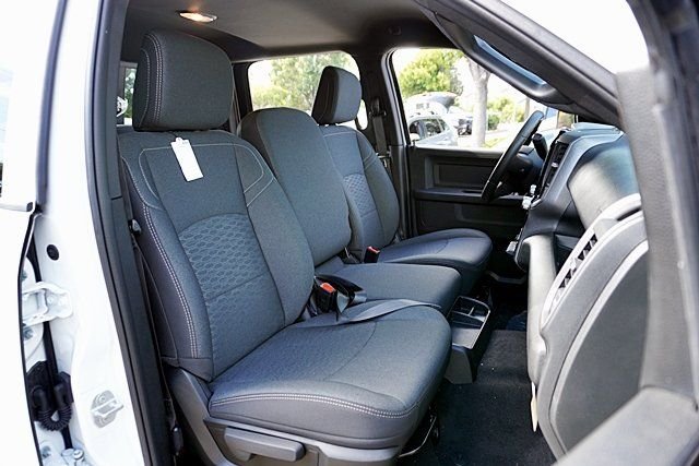 New 2026 Bright White Clear-Coat Exterior Paint RAM Tradesman image 17