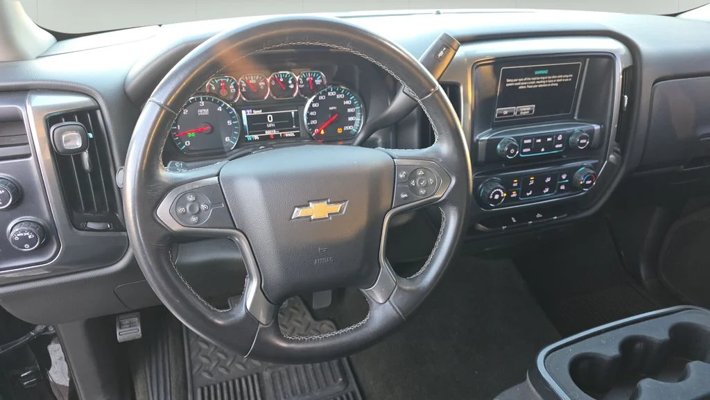 Used 2018 Black Chevrolet LT image 11