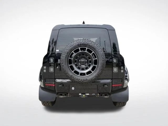 New 2026 Narvik Black Land Rover OCTA Black image 7
