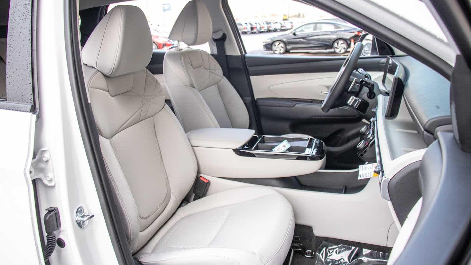 New 2026 Creamy White Pearl Hyundai SEL AWD image 17