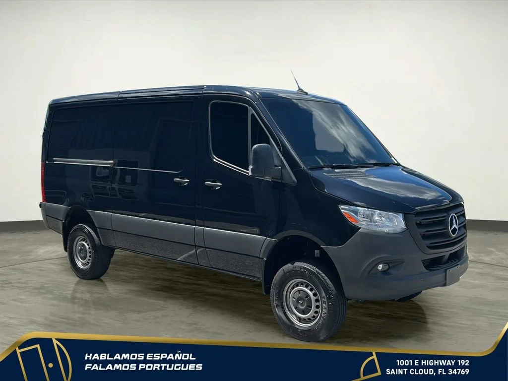 Used 2024 Black Mercedes-Benz Standard Roof 4-Cyl Diesel HO image 8